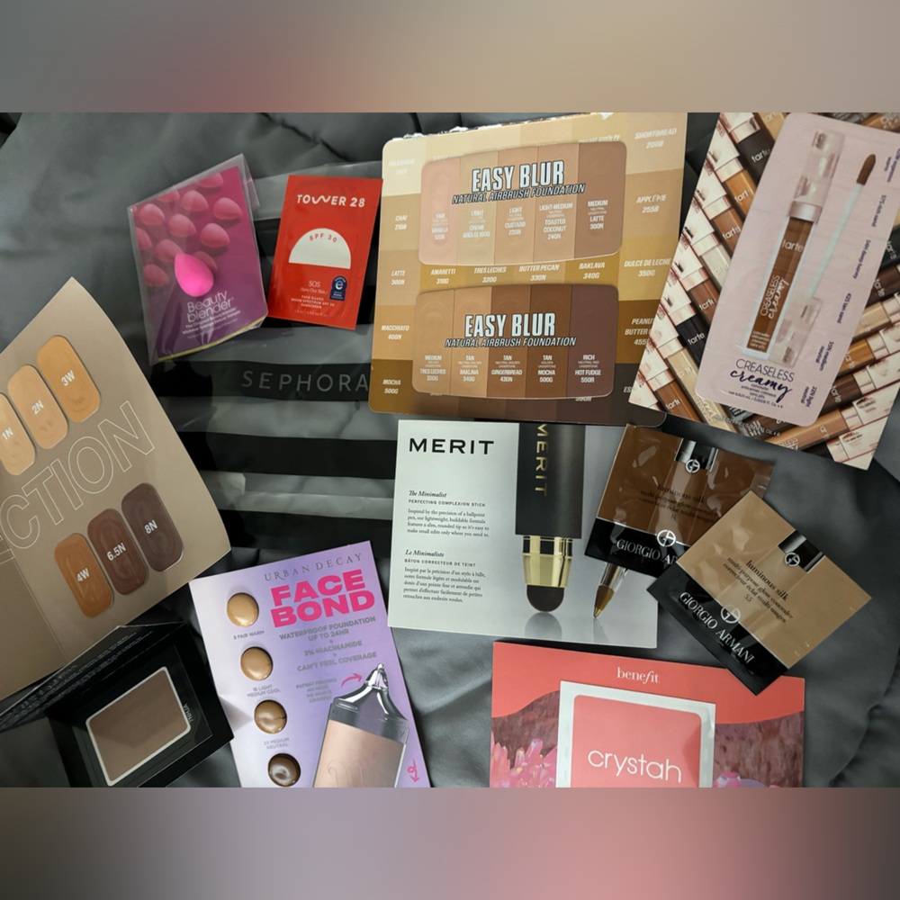 NWT high end sample bundle ! - Picture 6 of 6